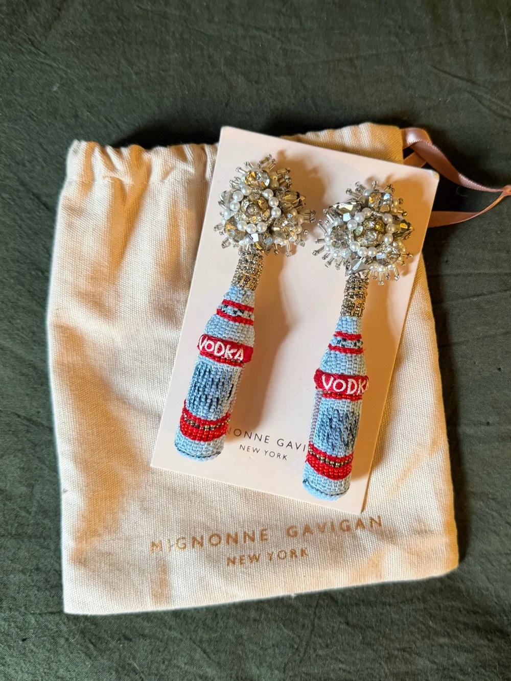 NWT Mignonne Gavigan beaded vodka dangle earrings - Picture 1 of 4